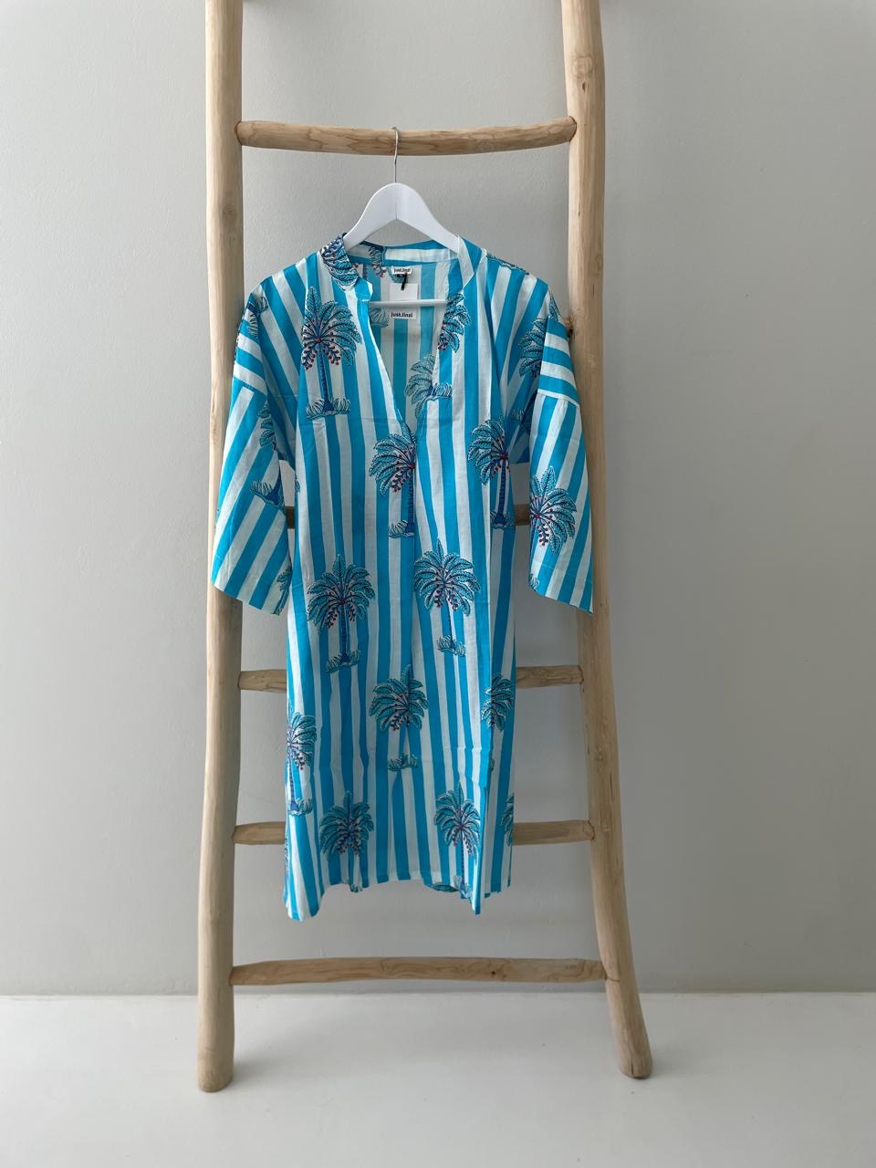 Blue & white stripe palm