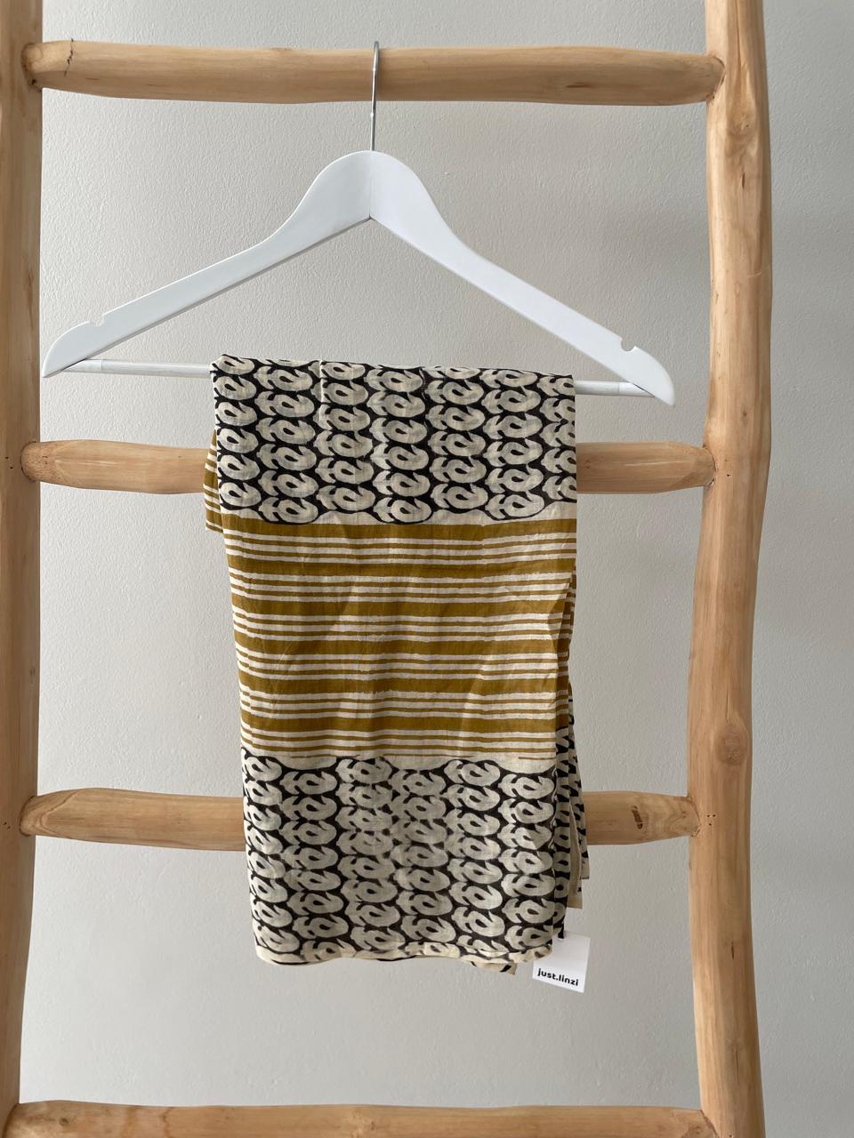 Bronze black & cream geometric Sarong