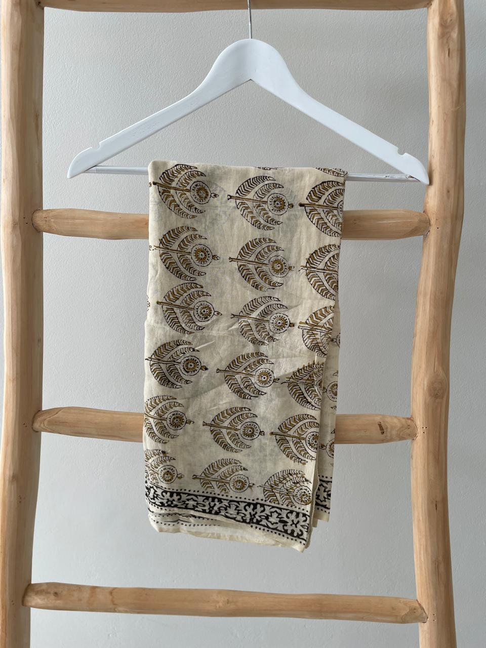 Beige Sarong with bronze floral pattern