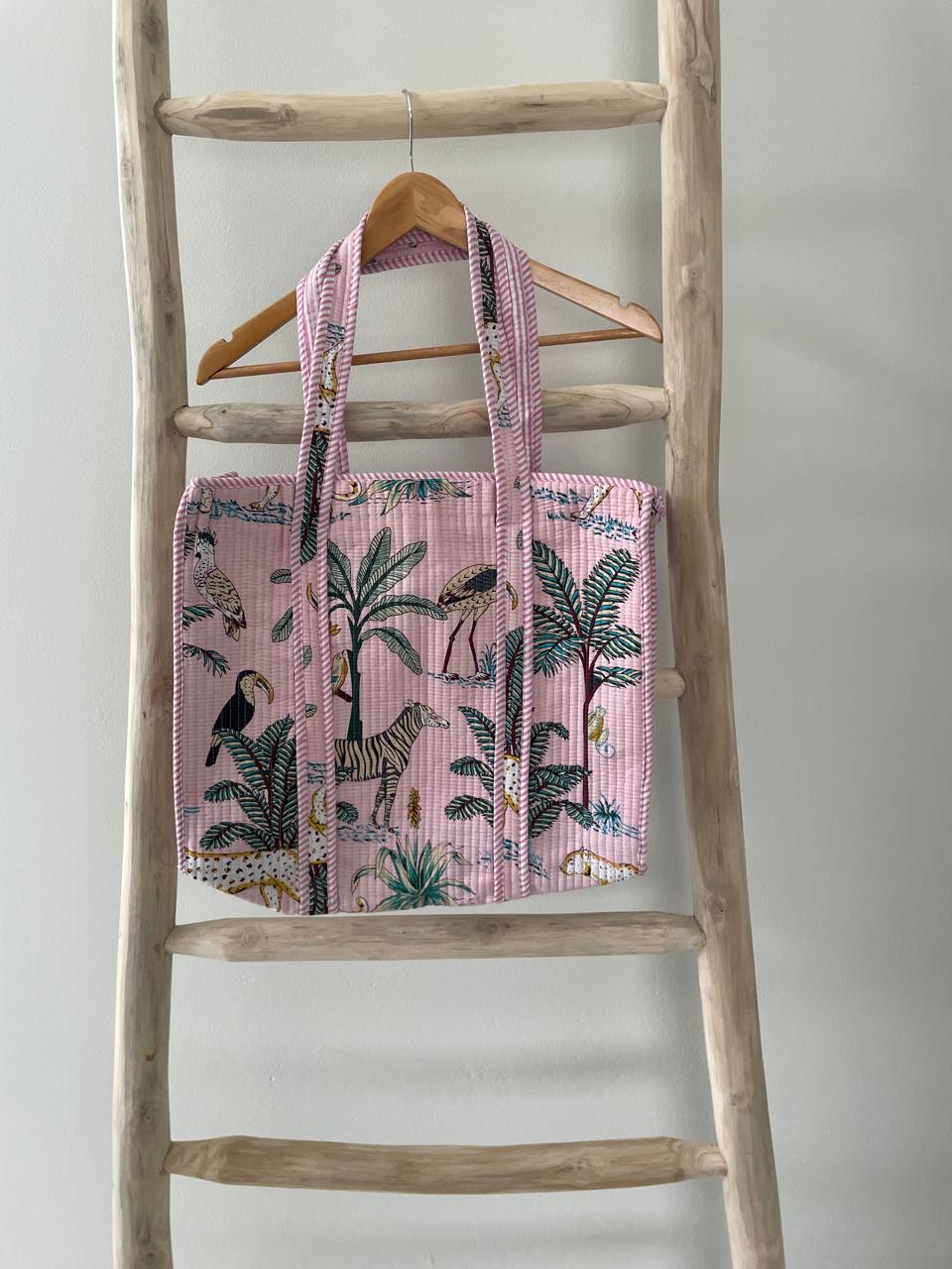 Tote Bag: Pink palm floral