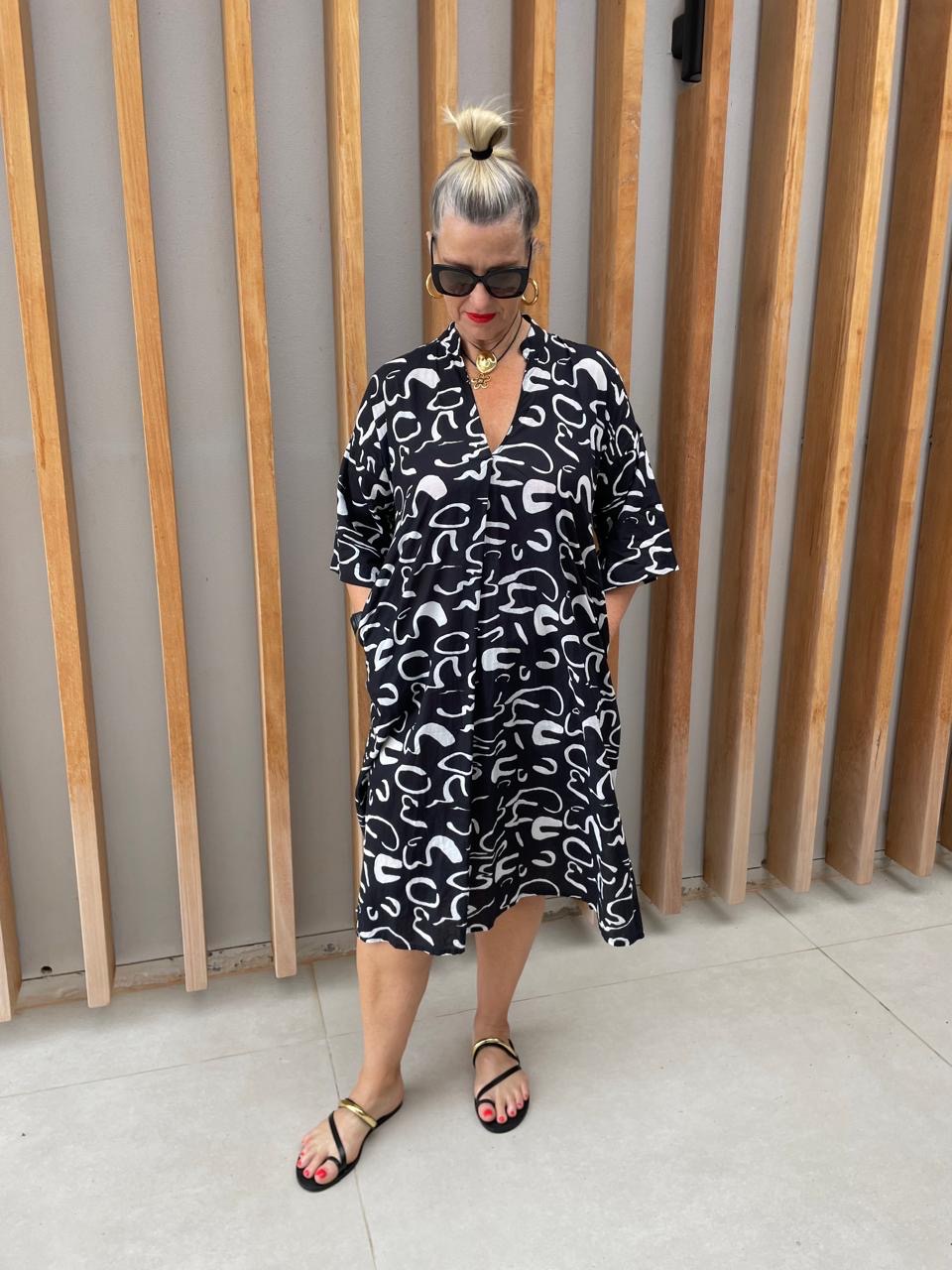 Black & white pattern dress