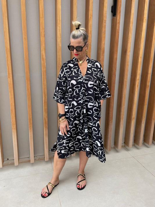 Black & white pattern dress