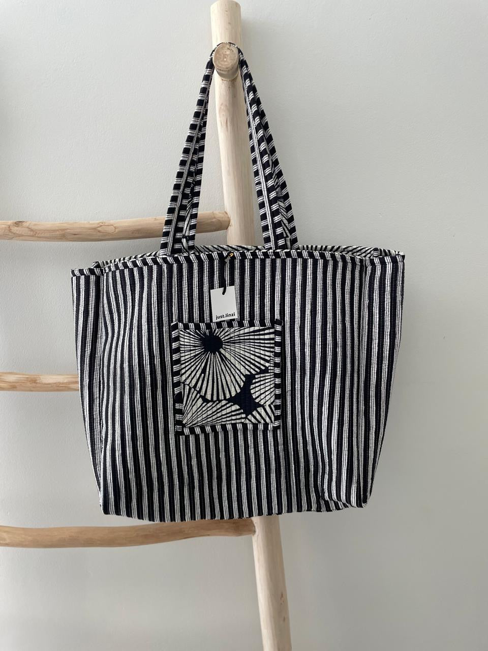 Tote Bag: Black & white geometric