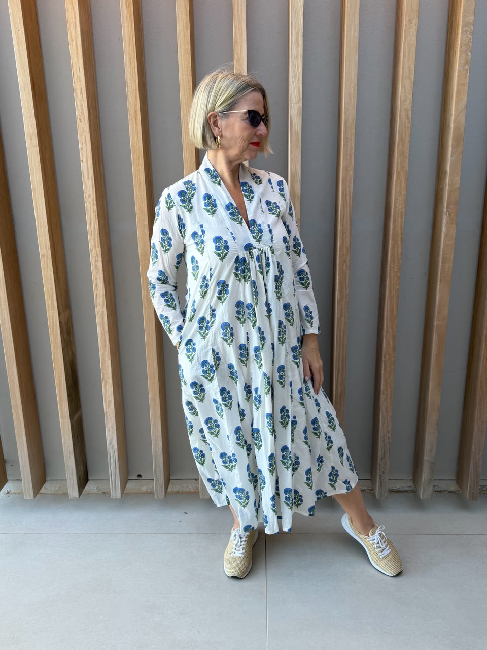 White dress with blue daisies