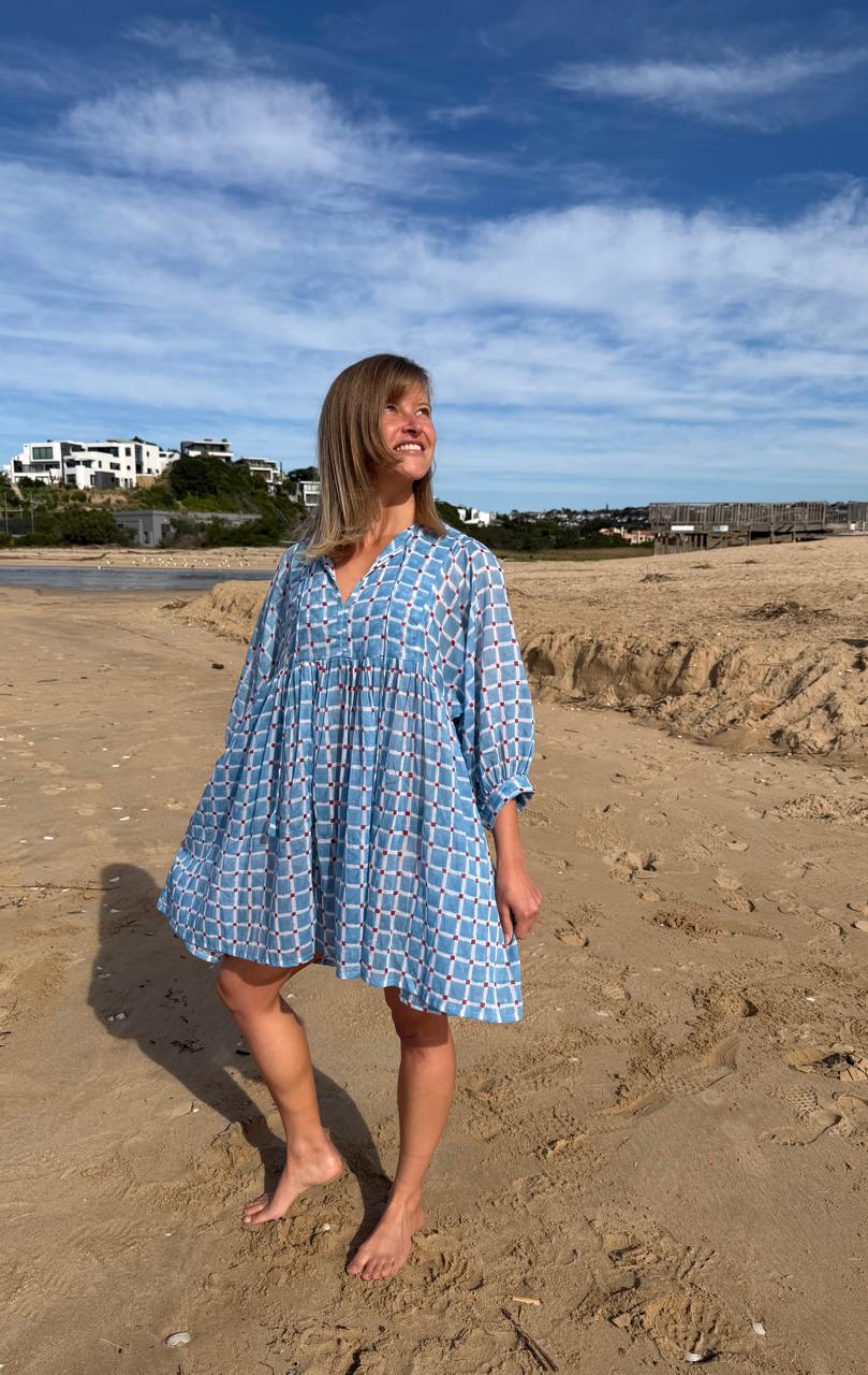 Blue geometric short dress