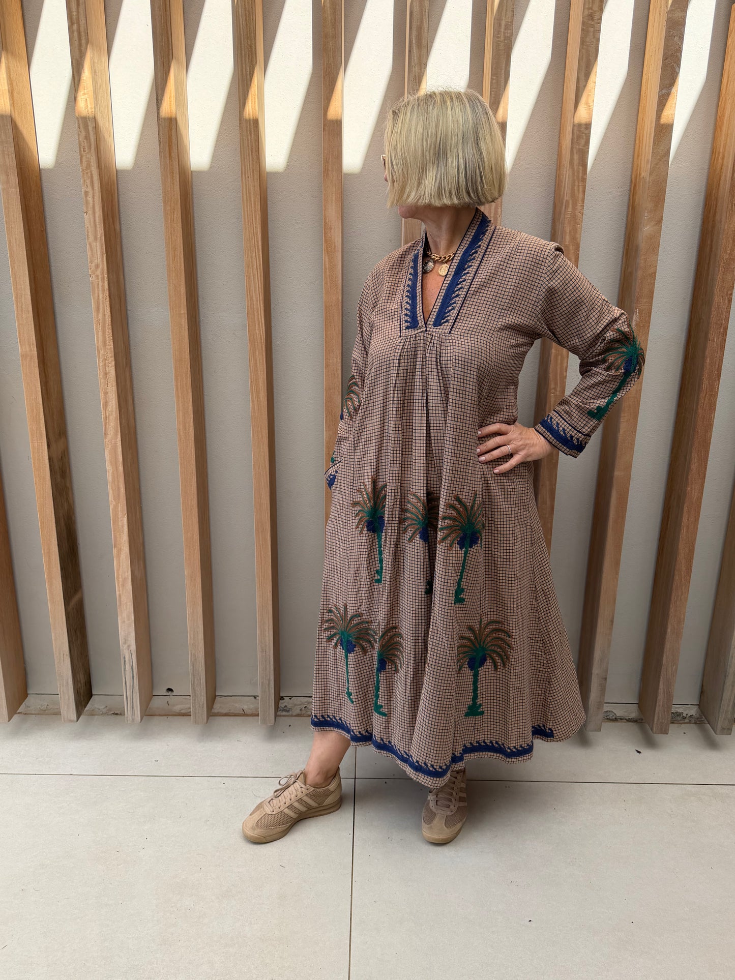 Caramel checked dress with brown palm
