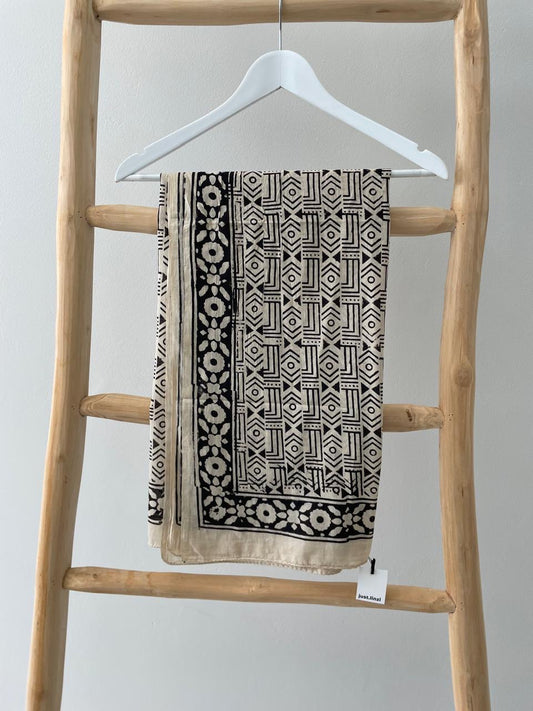 Cream & black geometric Sarong