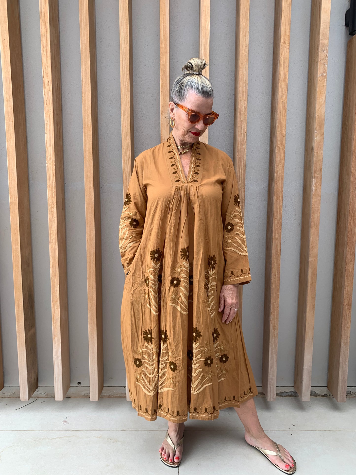 Dark caramel dress with embroidered brown daisy