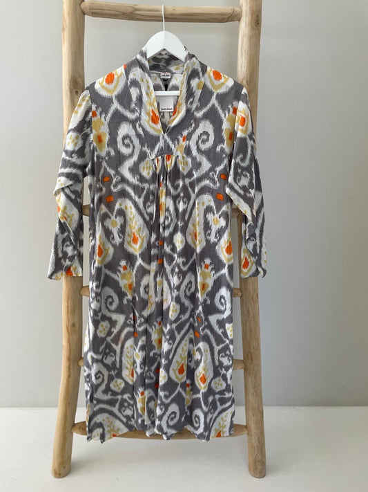 Grey & white patterned dress