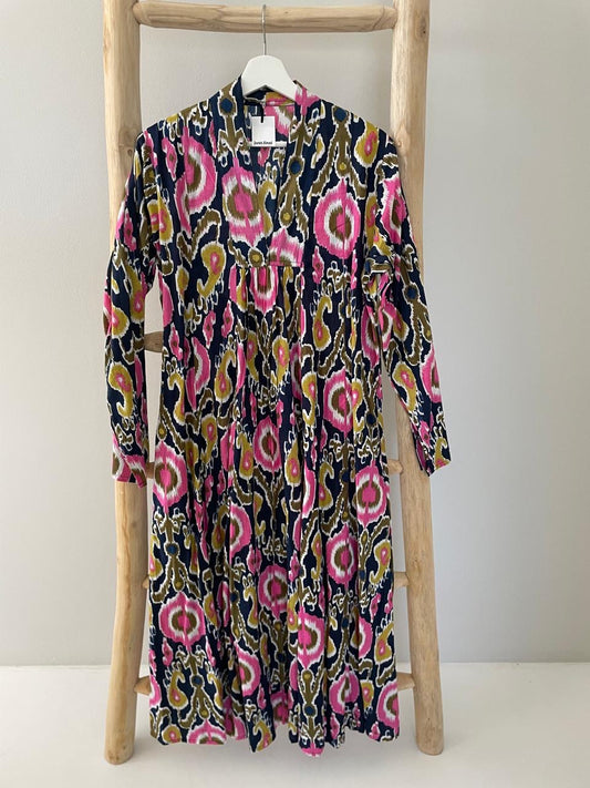 Navy & pink V-neck dress