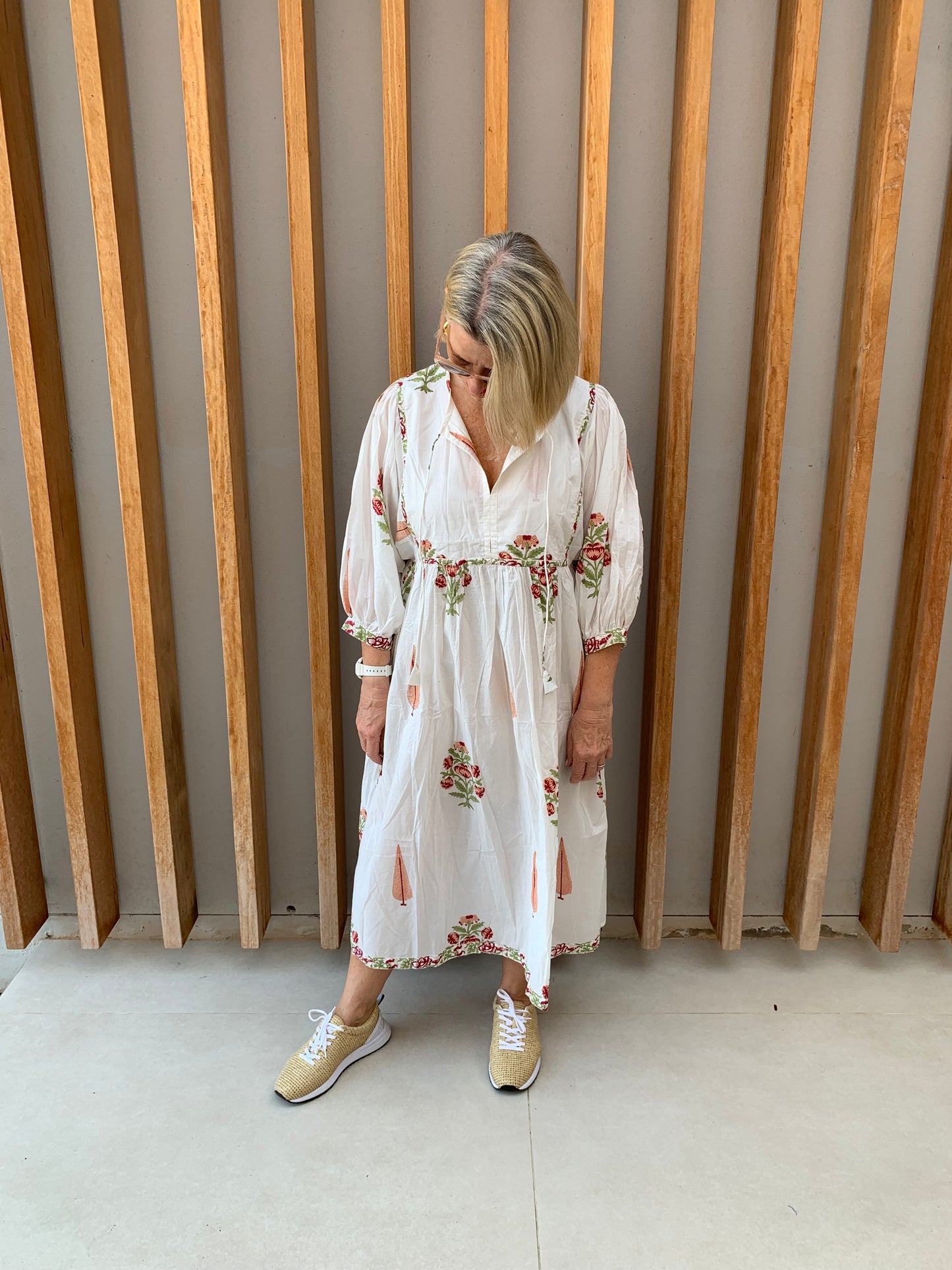 White dress with red daisy & conifer pattern