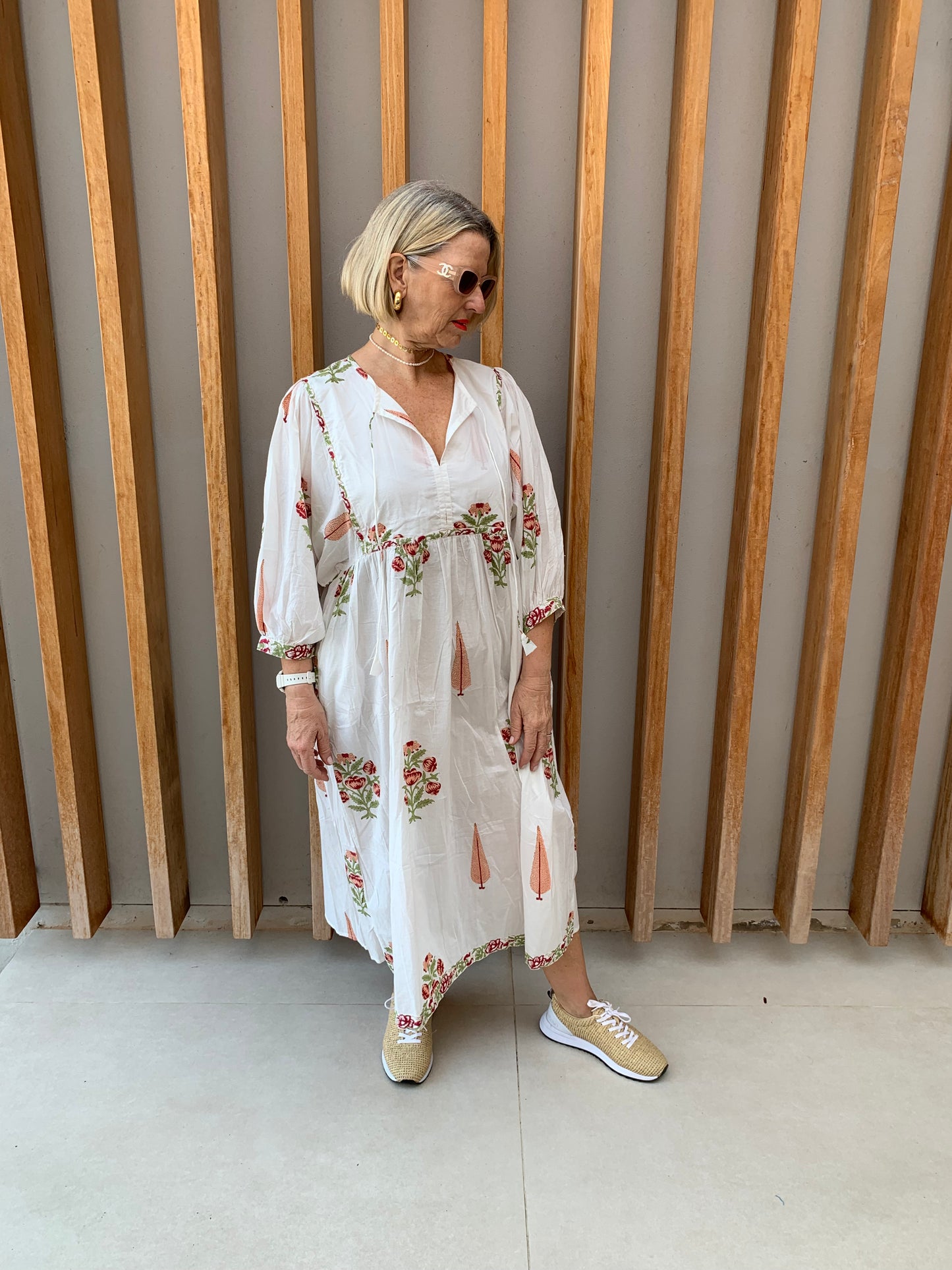 White dress with red daisy & conifer pattern