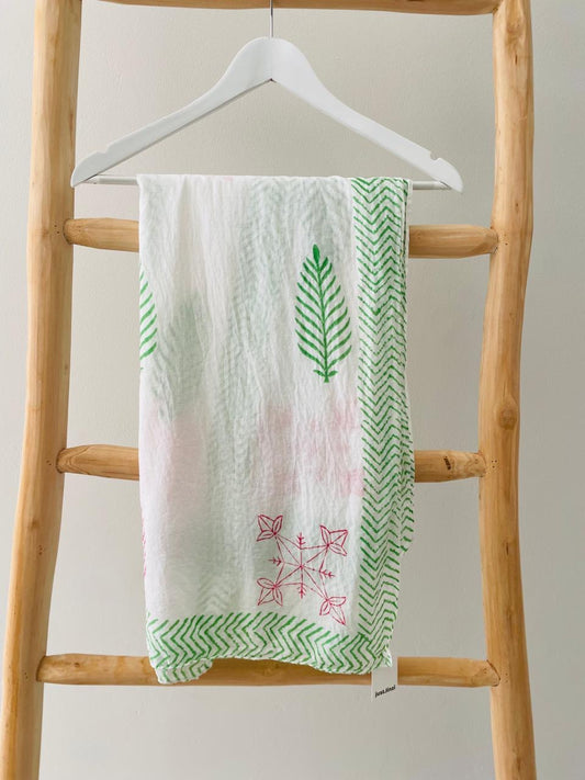 White & green Sarong