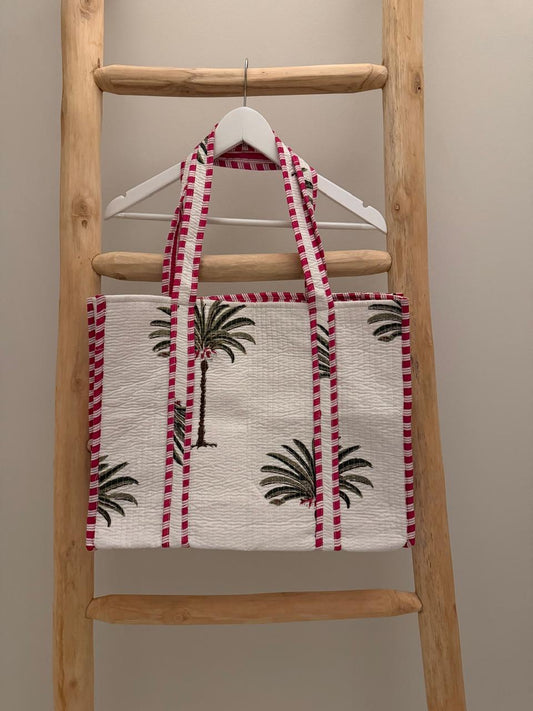 White Tote bag with pink check handle