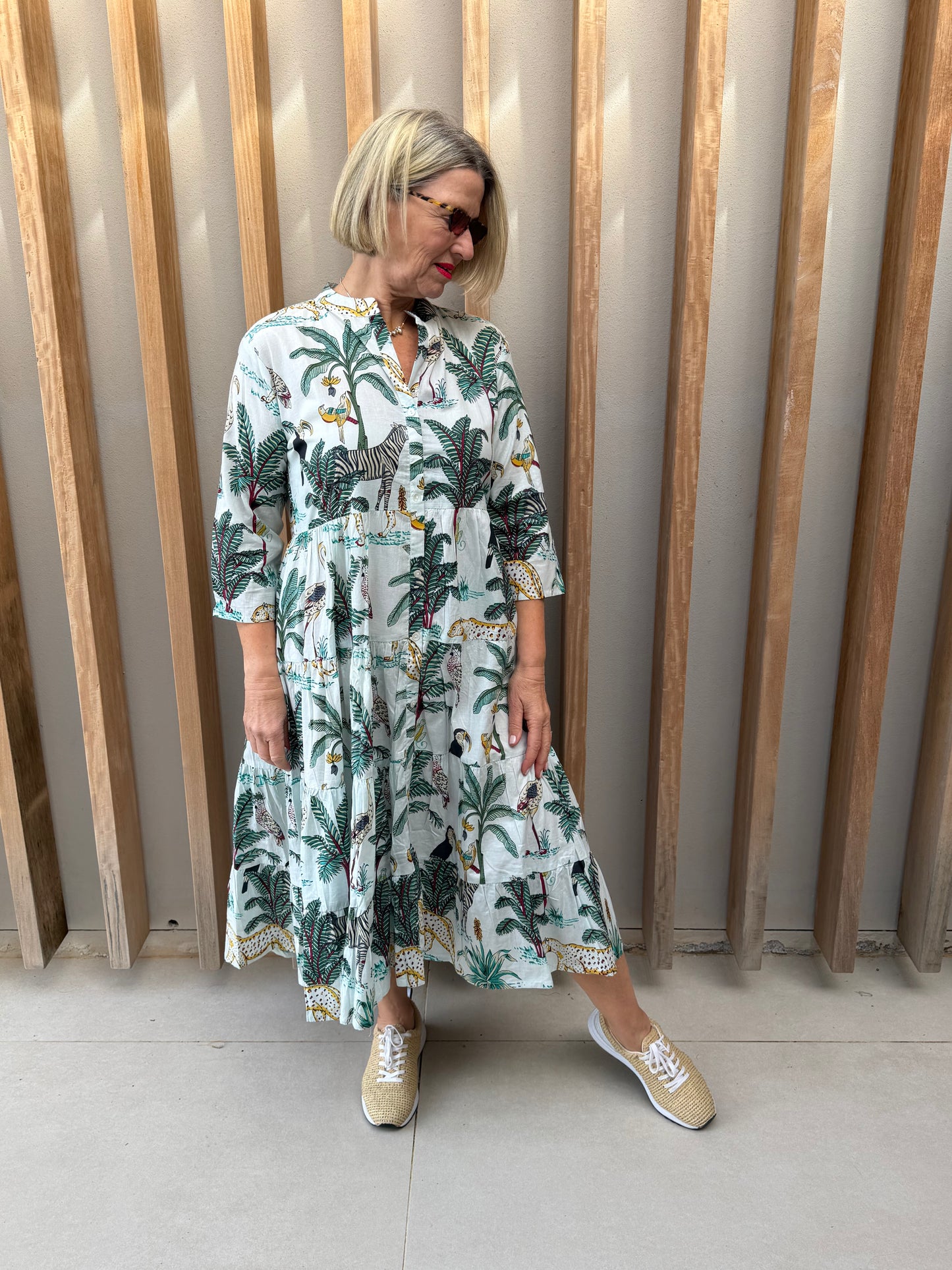 Green floral animal palm dress (button-up)